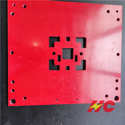 赤いUPGM 203 HM2471はガラス繊維の絶縁材シートを薄板にした